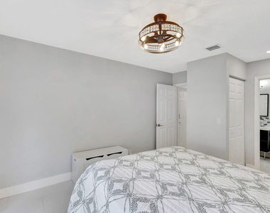 7 Wyndham Lane - Photo Thumbnail 34