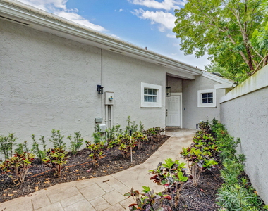 7 Wyndham Lane - Photo Thumbnail 4