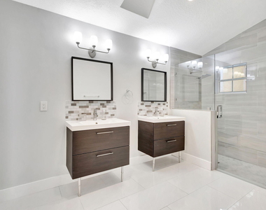7 Wyndham Lane - Photo Thumbnail 27