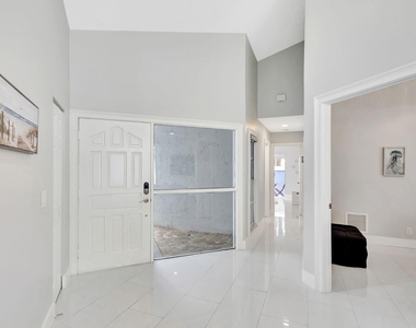 7 Wyndham Lane - Photo Thumbnail 6