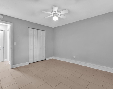 626 Sw 14th Avenue - Photo Thumbnail 5