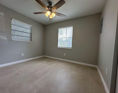 3519 Windsor Avenue - Photo Thumbnail 3