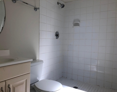 10714 Royal Palm Boulevard - Photo Thumbnail 11