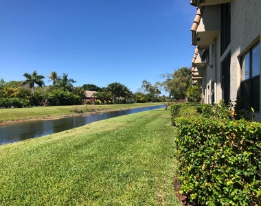 10714 Royal Palm Boulevard - Photo Thumbnail 14