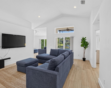 621 Anchor Point - Photo Thumbnail 18