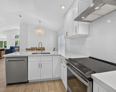 621 Anchor Point - Photo Thumbnail 14