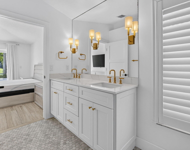621 Anchor Point - Photo Thumbnail 31