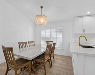 621 Anchor Point - Photo Thumbnail 8