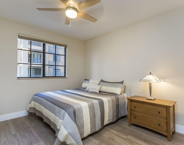 233 S Federal Highway - Photo Thumbnail 23