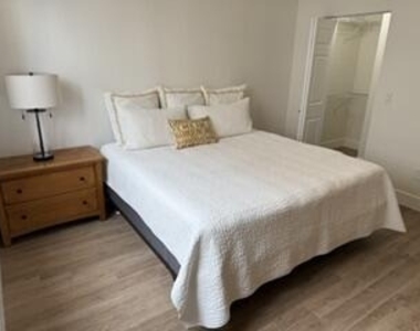 233 S Federal Highway - Photo Thumbnail 28