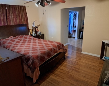 7716 Alhambra Boulevard - Photo Thumbnail 6