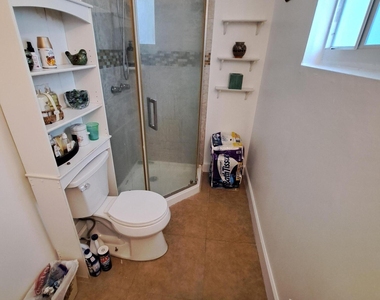 7716 Alhambra Boulevard - Photo Thumbnail 9
