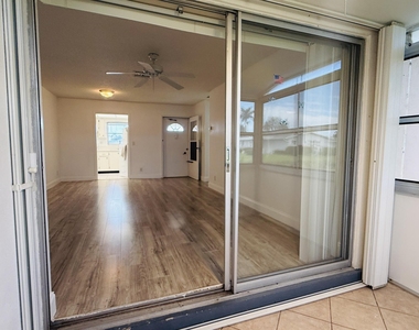 2676 Dudley Drive E - Photo Thumbnail 19