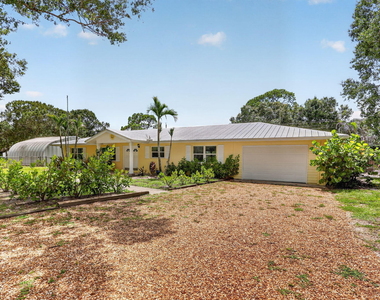 1125 41st Avenue - Photo Thumbnail 4