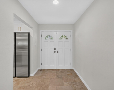 1125 41st Avenue - Photo Thumbnail 8