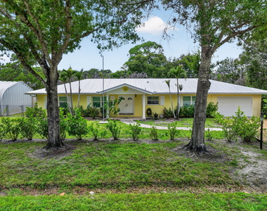 1125 41st Avenue - Photo Thumbnail 7