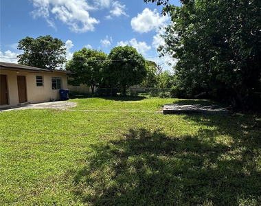 10741 Sw 150th Terrace - Photo Thumbnail 12
