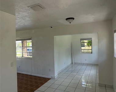 10741 Sw 150th Terrace - Photo Thumbnail 9
