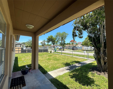 10741 Sw 150th Terrace - Photo Thumbnail 6