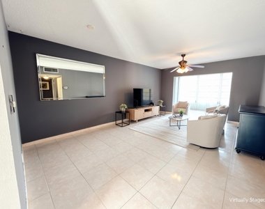 5041 W Oakland Park Boulevard - Photo Thumbnail 1