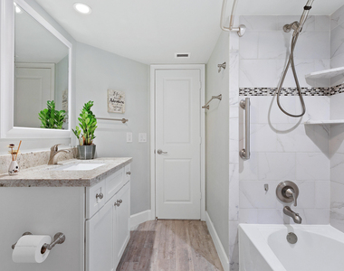 204 Sea Oats Drive - Photo Thumbnail 17