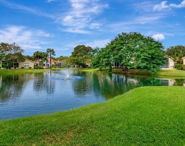 11081 Springbrook Circle - Photo Thumbnail 5