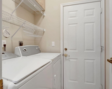 11081 Springbrook Circle - Photo Thumbnail 34