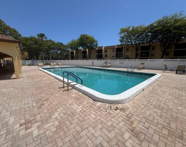 450 Nw 20th Street - Photo Thumbnail 19