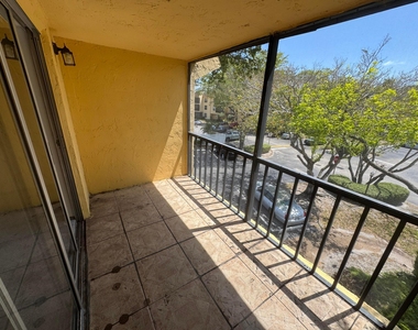 450 Nw 20th Street - Photo Thumbnail 9