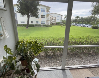 432 Mansfield K - Photo Thumbnail 11