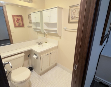 432 Mansfield K - Photo Thumbnail 10