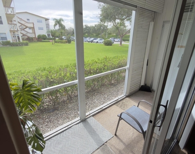 432 Mansfield K - Photo Thumbnail 14