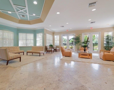 10300 Fox Trail Road S - Photo Thumbnail 18