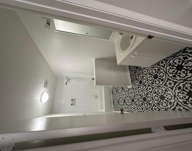 6856 Mill Brook Place - Photo Thumbnail 12
