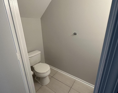 6856 Mill Brook Place - Photo Thumbnail 6