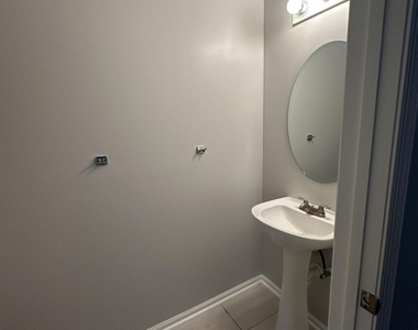 6856 Mill Brook Place - Photo Thumbnail 5