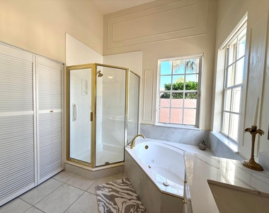 9392 Cascade Court - Photo Thumbnail 27