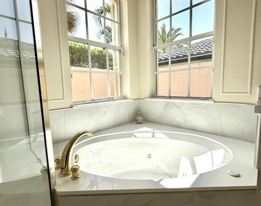 9392 Cascade Court - Photo Thumbnail 30