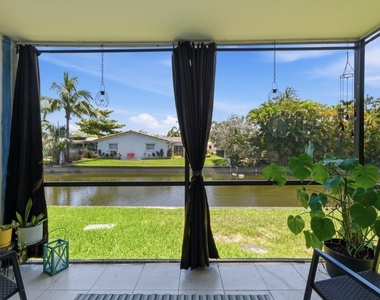 108 Royal Park Drive - Photo Thumbnail 20
