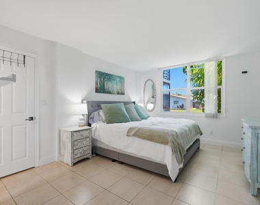 108 Royal Park Drive - Photo Thumbnail 5