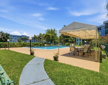 108 Royal Park Drive - Photo Thumbnail 24
