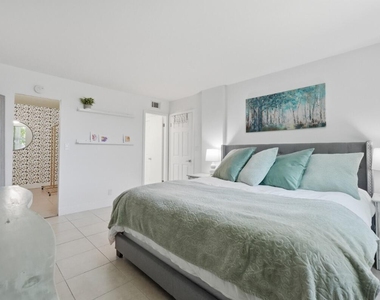 108 Royal Park Drive - Photo Thumbnail 17