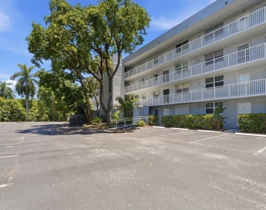 108 Royal Park Drive - Photo Thumbnail 19