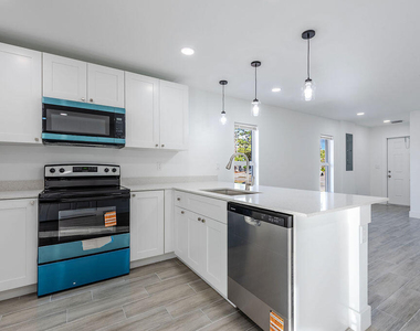 4959 Se Primrose Way - Photo Thumbnail 5