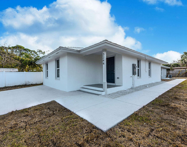4959 Se Primrose Way - Photo Thumbnail 1