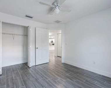 4959 Se Primrose Way - Photo Thumbnail 14