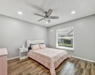 10370 Nw 50th Court - Photo Thumbnail 33