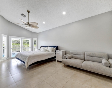 10370 Nw 50th Court - Photo Thumbnail 15
