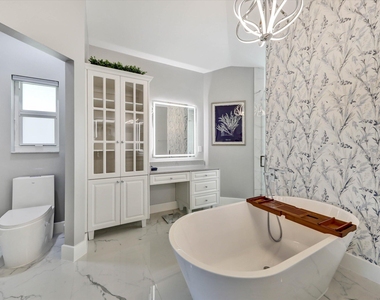 10370 Nw 50th Court - Photo Thumbnail 19