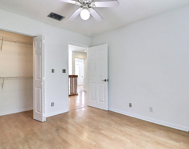 9401 Aegean Drive - Photo Thumbnail 19